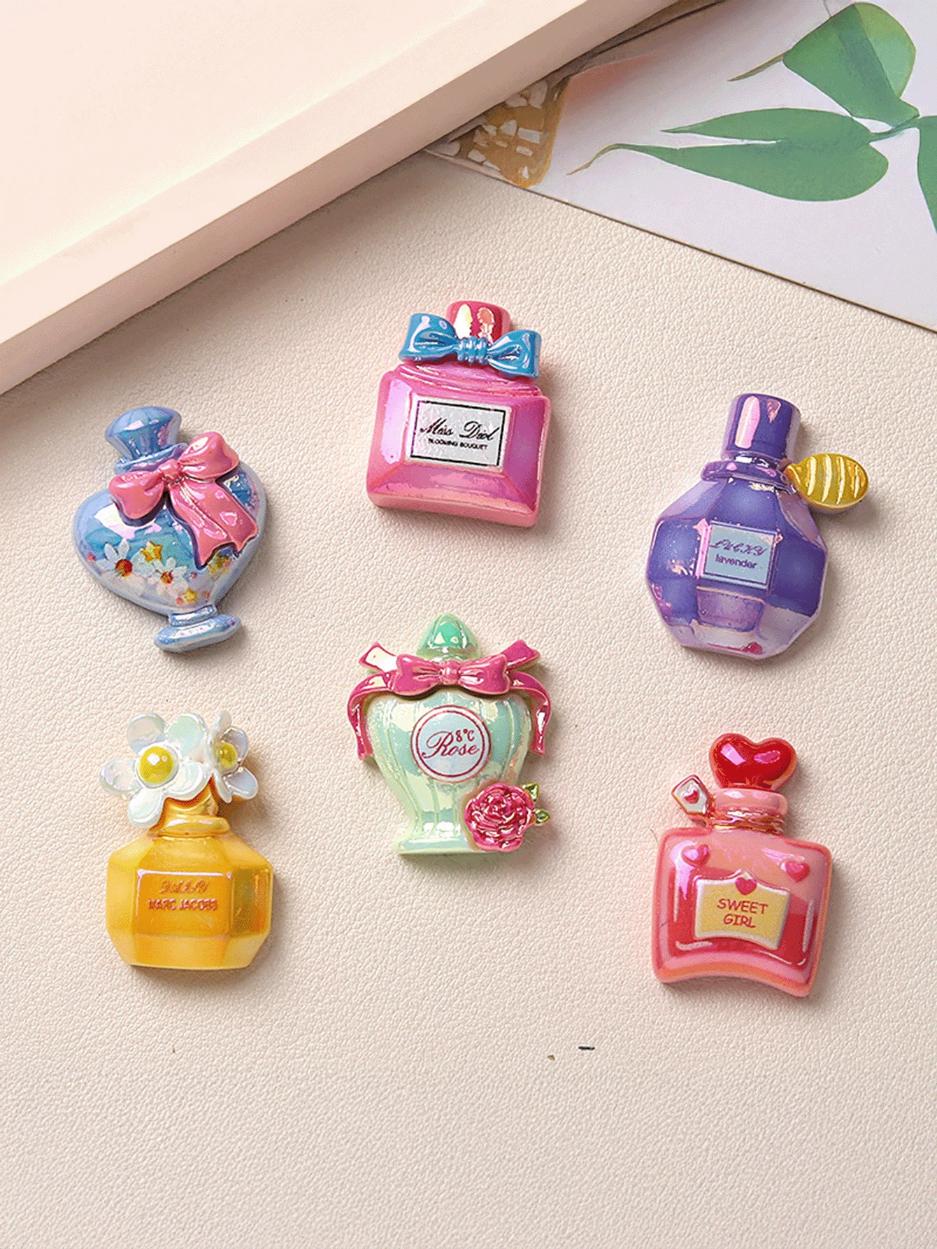 10/20pcs Mixed Cartoon Resin DIY Accessories, Electroplated Bottle, Cream Glue, Handmade Hair Clips, Phone Cases, Shoe Buckle Crafts
