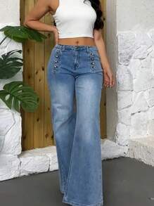 High-Waisted Mom Jeans With Multiple Buttons, Wide-Leg Jeans For Women, Oversized Boyfriend Style Flared Jeans With Button Details For Women, Blue Button Mid-Waist Flared Jeans, Women's Cropped Jeans, High-Quality Designed Jeans, Button Mid-Waist Slimming And Hip-Lifting Flared Jeans, Boot-Cut Jeans The Hem Of The Trousers Has A Folding Design. The Trousers Are In Flared And Straight Styles, With A Washed And Aged Look. There Is No Belt On The Trousers. The Trousers Are Closed By Zippers And Buttons. There Are Four Buttons On Each Side Of The Trousers As Decoration. There Is A Back Pocket - 藍色 - 查看 4