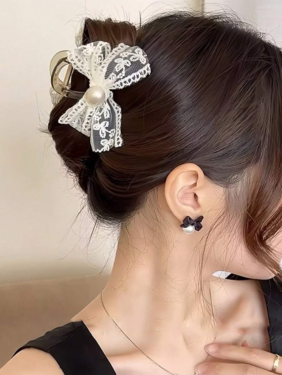 1pc Delicate Cream Lace Bow Pearl Decor Small Hair Claw - Beige - View 1