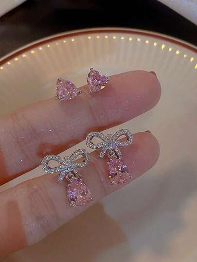 1 对可爱粉色锆石蝴蝶结耳钉，简约设计闪亮心形耳钉，适合青少年和最好的朋友