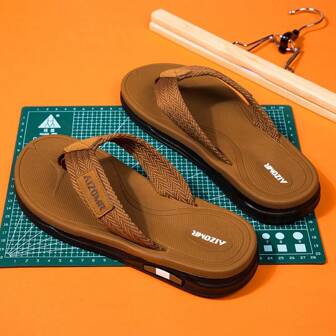New Men's Outdoor Slippers, Casual Beach Style, & Versatile EVA High Resilience Thick Sole Flip Flops