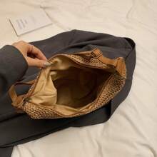 Fashionable Retro Large Capacity Woven Beach Bag, Shoulder Crossbody Straw Bag For Vacation, Eye-Catching Beach Bag Summer, Summer Straw Beach Bag For Women, Fashion Summer Vacation Bag, Beach Essentials Women Bags For Vacation & Holiday