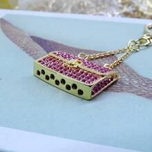 1 pieza Accesorio de moda para bolso de mujer, llavero metálico 3D con tachuelas de diamantes de imitación, idea de regalo para la decoración del automóvil y el llavero de la cartera