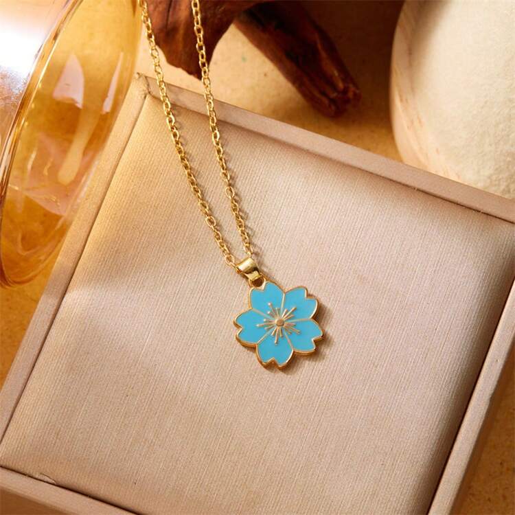 1pc Stylish & Refreshing Multi-Petal Flower Pendant Necklace, Suitable For Daily Commute, Party, Vacation, Gift For Family, Wife, Friends, Birthday, Anniversary - Plum Bossom - View 4