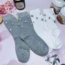 女士中筒袜，饰有闪亮水钻（每包1/2/4双）。透气、耐穿、休闲、时尚、柔软、舒适、可爱且百搭。适合春、夏、秋、冬四季穿着。是送给女性的完美礼物，也是约会、派对和其他场合的理想之选。时尚派对的必备单品，也是情人节或母亲节的绝佳礼物。