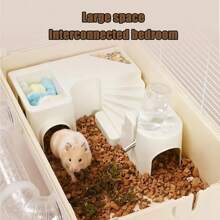 Cage à hamster avec un jouet bouilloire, bol à nourriture, plateforme de salle de bain, maison d'évasion et base de cage. Combinaison de cage en fil d'or et de jouet