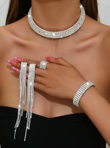 5入組女士假水晶銀色多層項鍊、手鏈、耳環和戒指套裝，適用於派對，時尚配飾