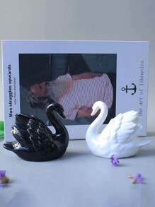 1pc Black & White Ceramic Swan Figurine, Creative Decor For Living Room, Study, Animal Succulent Planter