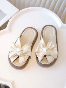 1 Pair Girl's 2025 New Arrival Flat Slippers, Bowknot Design, Fashion, Rubber Sole, Versatile Slide Sandals