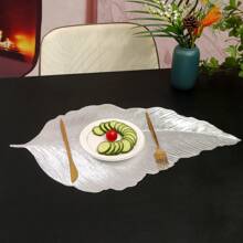 1 pieza Mantel individual con forma de hoja de arce con aislamiento térmico y antideslizante, decoración de estilo americano para mesa de comedor, decoración del hogar, decoración de aniversario, mantel romántico de amor, decoración navideña, boda, fiesta, decoración de cocina y comedor