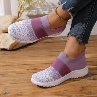 防滑耐磨软底舒适平底圆头一脚蹬女鞋，适合厨房、办公室工作、春秋季