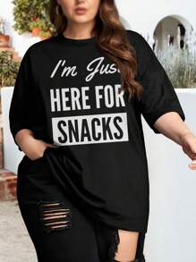 I Am Just Here For The Snacks - Certified Foodie Food Addict Hockey Mom Snack Lover Oversize Women T-Shirt (Funny Sayings Game Day Yummy Food Big Sizes)