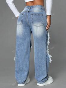 Jeans droits avec poches obliques contrastées et découpes
