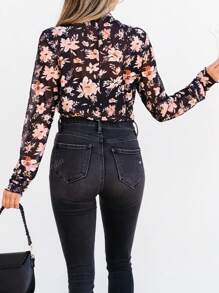 Acelitt Zwarte bloemen mesh coltrui lange mouwen aansluitende blouse