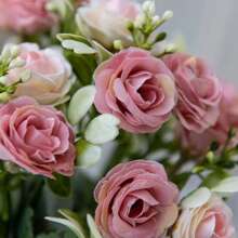 1/3/5件浪漫仿真花装饰，塑料玫瑰花束，仿真植物，尤加利叶，适用于婚礼、房间、家居、酒店、派对、活动、新年礼物、手持花艺装饰，也适用于情人节、婚礼/家居/卧室/客厅/餐桌装饰、新娘捧花、户外花园、生日、毕业典礼等多种场合。 - 粉色 - 查看 4