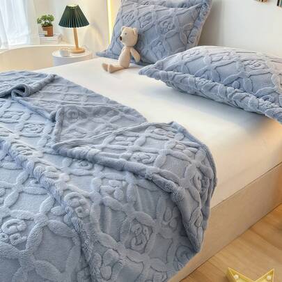 1 件四季纯色提花毛毯，羊羔绒毛毯，厚实柔软羊毛毯，轻盈保暖透气，可用作床单