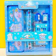 Sanrio Sanrio 12 sztuk My Melody & Kuromi Kids Stationery Gift Set: plastikowa linijka i gumki, odpowiednie na urodziny, upominki na przyjęcia, artykuły szkolne i nagrody - linijka uniwersytecka, bez piór