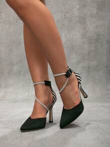 Talons hauts noirs sexy à bout pointu de nouvelle mode pour femmes, chaussures de soirée élégantes et glamour ornées de strass, chaussures de fête élégantes