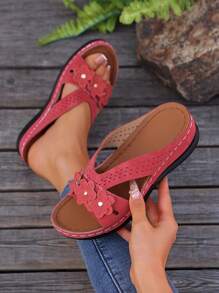 Women's Fashion Summer New Angola Red Platform Wedge Sandals, Red Criss-Cross Hollow Slippers With Metal Decor, Laser Cutting Hollow Crafted Breathable Comfortable Casual Beach Shoes For Summer Holiday