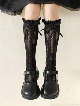 1 par knähöga flickstrumpor med rosett spetskant, tunn stil, lämplig för 3-15 år gammal, moderiktig för vår och sommar