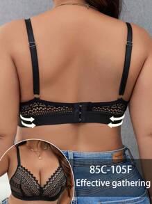 Plus Size Women Lace Fashion Lift Up Wireless Bra - Black - View 3