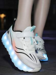 男女通用旱冰鞋，可充电 4 轮闪光灯带开关，10 种照明模式，LED 渐变色条纹，钩环低帮休闲运动鞋，适合夜间出游和户外活动 - 黑與白 - 查看 6