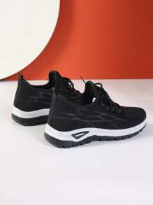 Nuevos tenis con cordones y respirables en talla grande para mujer, de color negro, con parte superior de malla, suela suave, absorción de impactos y suela antideslizante. Zapatos cómodos y multifuncionales para deportes al aire libre: Zapatillas ligeras y transpirables para caminar, suela antideslizante, parte superior de malla, aptos para fitness, viajes, trabajo y casual