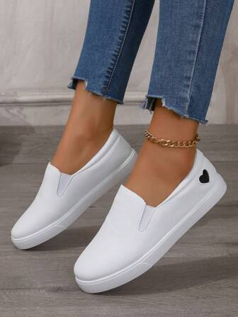 Plus Size Women Slip-On Casual Sneakers, Fashion White Platform Shoes, Black Heart Shape Student School Shoes, Versatile Sporty Shoes (Suggest Ordering 1 Size Up As Shoes Run Small)