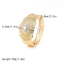 1pc Hollow Flower Shape Alloy Bracelet, French Vintage Court Style, Moroccan Luxurious Open Design Bangle, Retro Bridal Wedding Party Holiday Arm Jewelry Valentine's Day Accessories