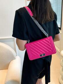 Fashionable Women's Minimalist Stylish Shoulder Bag, High-Quality Material Crossbody Flap Chain Bag