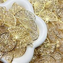 Nowy złoty wentylator krawędziowy 30mm wydrążony pogrubiony ręcznie wykonany wisiorek z zaproszeniem z otworem dekoracja kremowy klej materiał obwodowy, wysokiej jakości wykwintny błyszczący kremowy klej DIY domowy futerał na telefon, klej do lodówki Gumei spinka do włosów biżuteria akcesoria żywiczne