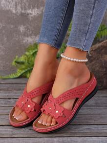 Women's Fashion Summer New Angola Red Platform Wedge Sandals, Red Criss-Cross Hollow Slippers With Metal Decor, Laser Cutting Hollow Crafted Breathable Comfortable Casual Beach Shoes For Summer Holiday
