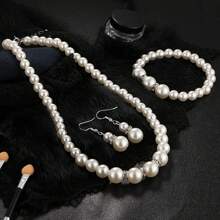 5 pièces Ensemble de fascinateurs pour femmes, chapeau pour thé, serre-tête pour le Kentucky Derby, mariage, fleur, cocktail, maille, plumes, épingle à cheveux, gant, collier