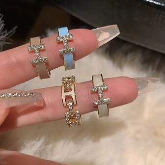 1pc Letter "H" Enamel Drop Oil Zirconia High-End Unique French Style Open Finger Ring For Women