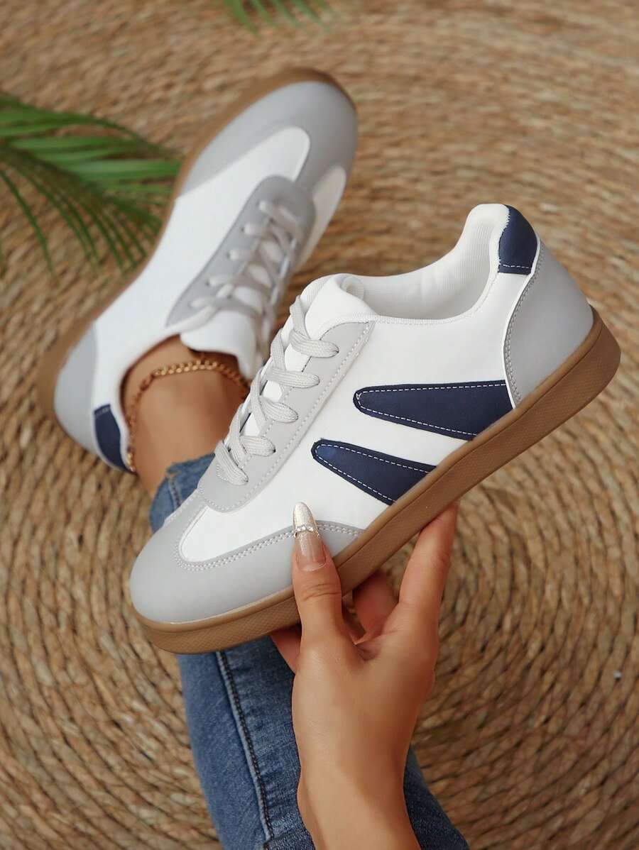 2025 Spring New Vintage Geometric Pattern Casual Sports Sneakers. Lightweight Minimalist Casual Versatile Sports Shoes For Women And Students. Non-Slip Breathable Athletic Shoes - Grey - View 1