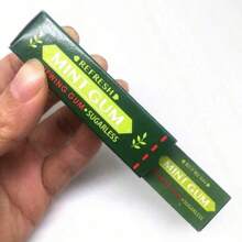 1pc Realistic Cockroach Chewing Gum, Creative Novelty Funny Toy, Surprise DIY Fake Chewing Gum