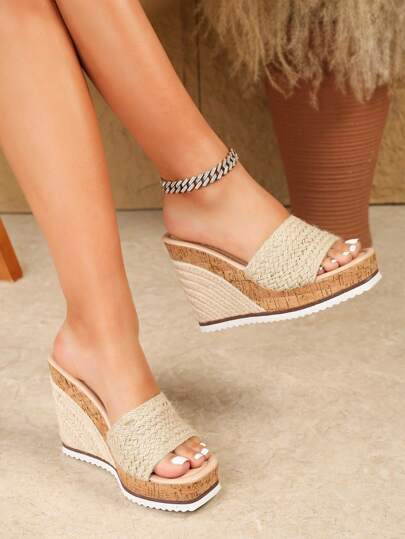 Women's Thick PU Sole Casual Comfortable Woven Chain Decor Rope Wood-Pattern Sandals, Beige