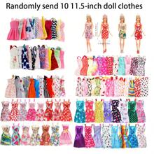 Conjunto de 26 piezas de muñecas de 30 cm / 11,5 pulgadas como regalo de vacaciones, que incluye 10 vestidos de moda aleatorios, 10 pares de zapatos aleatorios, 2 bolsos aleatorios, 1 corona, 1 collar, 2 aretes, adecuado para muñecas de 11 pulgadas (excluyendo las muñecas), ropa para muñecas de 10 pulgadas, muñecas Bratz, muñecas para niños, ropa de muñeca, muñecas grandes, muñecas pequeñas