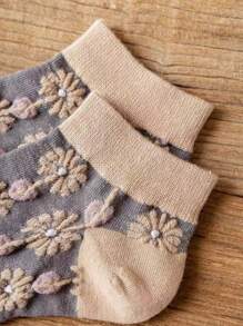 5/10/20 pares Calcetines cortos y versátiles para mujer con patrón de flor 3D en relieve, estilo retro, transpirables
