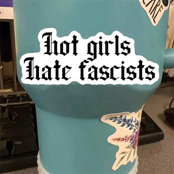 1 pieza de vinilo removible y resistente al agua de 3 pulgadas con el diseño creativo "Las chicas lindas odian a los fascistas" para usar en laptops, tabletas, teléfonos, cuadernos, blocs de notas, escritorios, cascos, decoración de dormitorios, botellas de agua, termos, refrigeradores, cajas de artículos de papelería, bolsas de varillas, espejos, maletas, patinetas, cajas de herramientas, motocicletas, ventanas traseras de autos, calcomanías para parachoques, escritorios de oficina, carpetas y Kindle