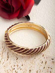 1pc Minimalist Burgundy Dripping Oil Open Bangle, Versatile For Daily Wear And Party - Burgundy - View 11