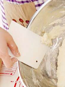 1pc White Plastic Portable Thick Slicing Scraper Pho Stainless Steel Icing Spatula, Trapezoid Baking Tool, Available In Large, Medium And Small Sizes, Suitable For Kitchen, Bakery, Baking