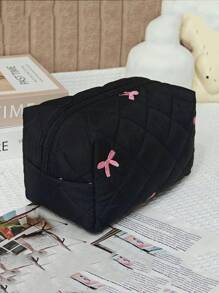 1pc New Embroidered Bow Makeup Bag, High-Aesthetic, Minimalist, Versatile, Quilted Checkered Embroidered Bow Pattern Women Cosmetic Organizer Pouch, Daily Essentials Storage, Student Pencil Case, Suitable For Shopping, Travel, Portable,For Holiday Beach, Bathroom Collection, Bedroom Collection, Large Capacity