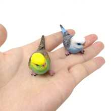 2 件迷你树脂鹦鹉和鹦鹉雕像 - 戏剧风格动物装饰，适用于家庭和花园，新年桌面鸟类雕塑，户外使用，无需电源或电池 - 彩色 - 查看 9