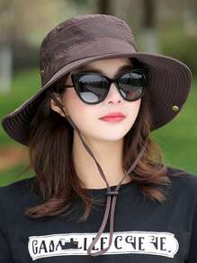 透气网眼拼接宽边运动帽，休闲户外徒步带可调节风绳（随机黑色纽扣款式，手工缝制隐藏纽扣位置误差2cm属正常现象）