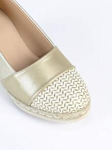 Zapatos de mujer con cuña 2025, nueva temporada, puntera redonda, plataforma con trenza de paja, tacón alto de lino, estilo slip-on, moda casual y cómoda para vacaciones - Dorado - Ver 10