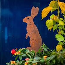 1 Stück rustikale Metall Hasen Statue, Vintage rustikale Art Deco Metall Hase Gartenstecker, Outdoor Terrasse Kunst Bauernhaus Dekoration, Gartenerde Stecker, toll für Ostern, Erntedank Dekorationen