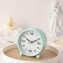 RUISUNG 1pc Vintage Simulated Alarm Clock/4 Inch Super Quiet No Ticking Analog Hour Clock/With Night Light/Powered By 1 AA Battery/Metal Desk Clock/Minimalist Design/Retro Style/Ideal Home Decor/Bedroom/Bedside/Office/Living Room/Heavy Sleepers/Adults/Elderly/Back To School/Present Gifts Birthday Graduation Room Decor Digital Clock Bedroom Decor Dormitory Decor School Decor School Surprise School Supplies - Multicolor - View 6