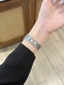 1 pièce bracelet de montre avec strass chien mignon ciel étoilé métallique compatible avec 38/40/41/42/44/45/49/46mm Ultra 2/Ultra/SE/10/9/8/7/6/5/4/3/2/1 pour femmes