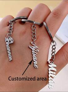 个性化不锈钢钥匙扣，闪亮字母 - 优雅时尚的女士配饰，适合背包和送礼 - 彩色 - 查看 1